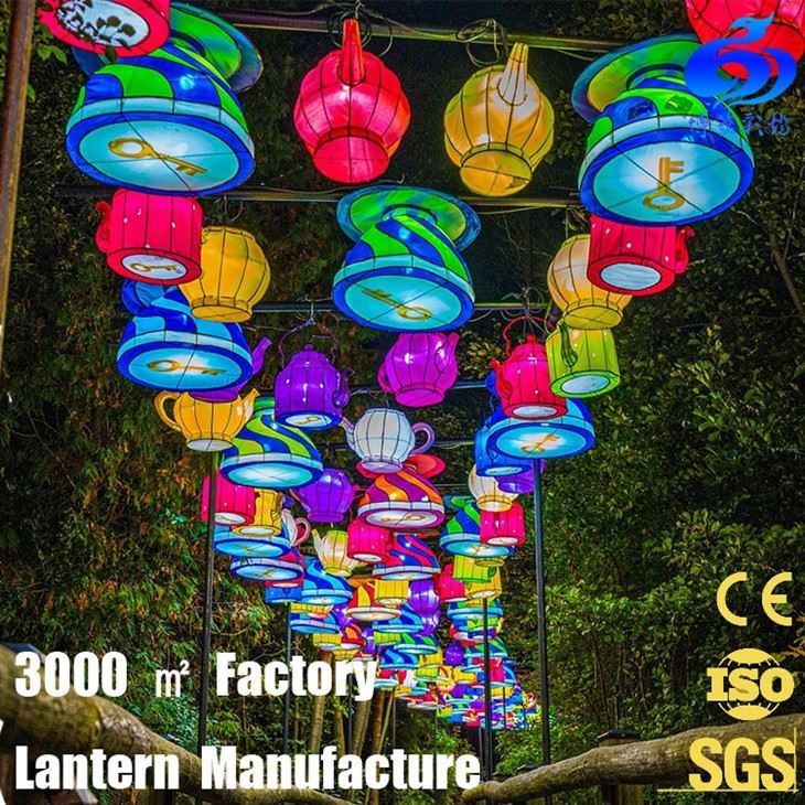 Outdoor Chinese Flower Gate Lantern